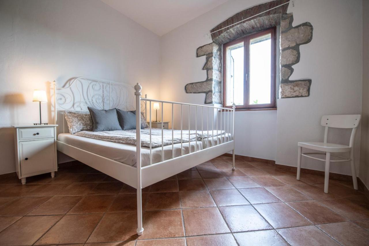 Old Town Studio And Apartment Vrsar Eksteriør bilde
