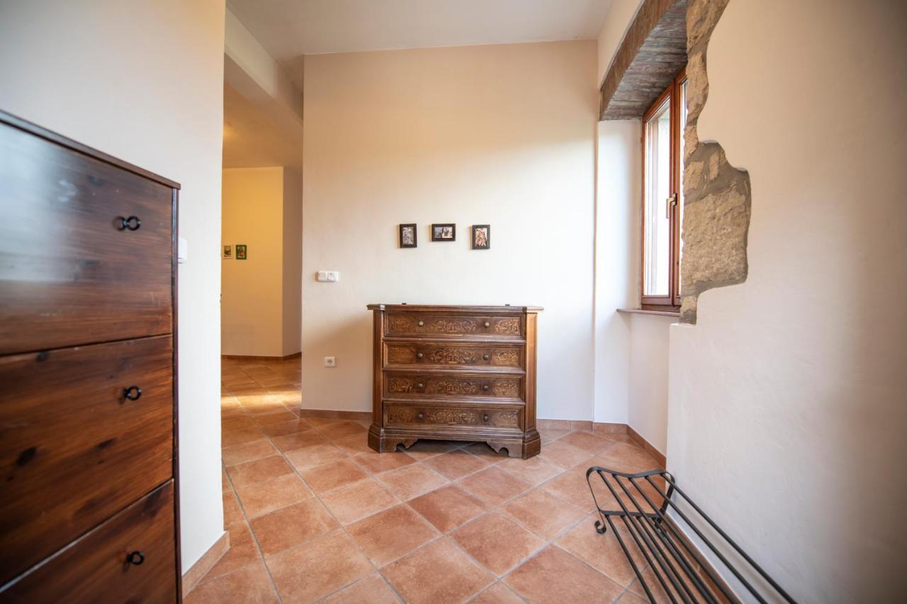 Old Town Studio And Apartment Vrsar Eksteriør bilde