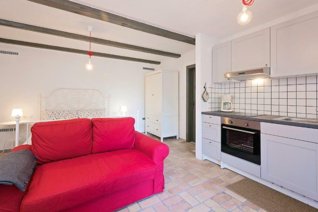 Old Town Studio And Apartment Vrsar Eksteriør bilde